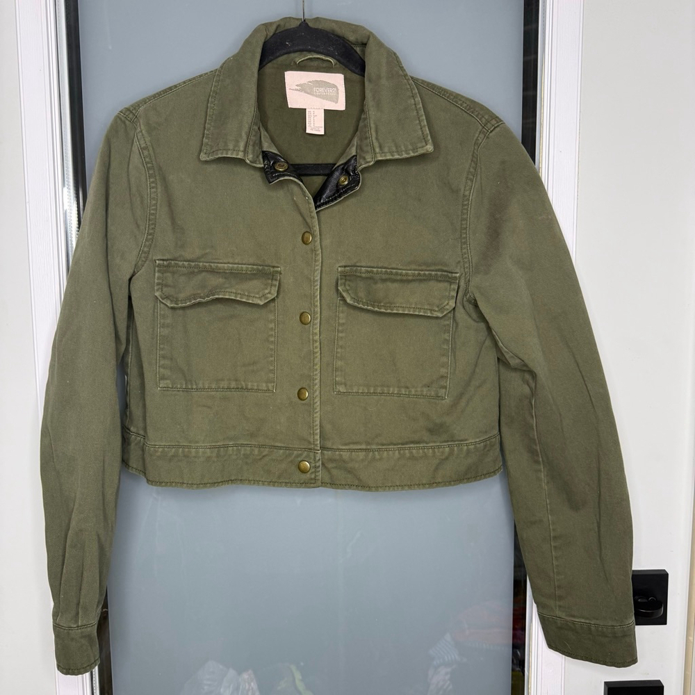 FOREVER 21 Green Utility Jacket with Black Trim, Size S